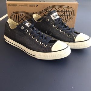 💜Converse navy blue 9 man 11 Woman 💜